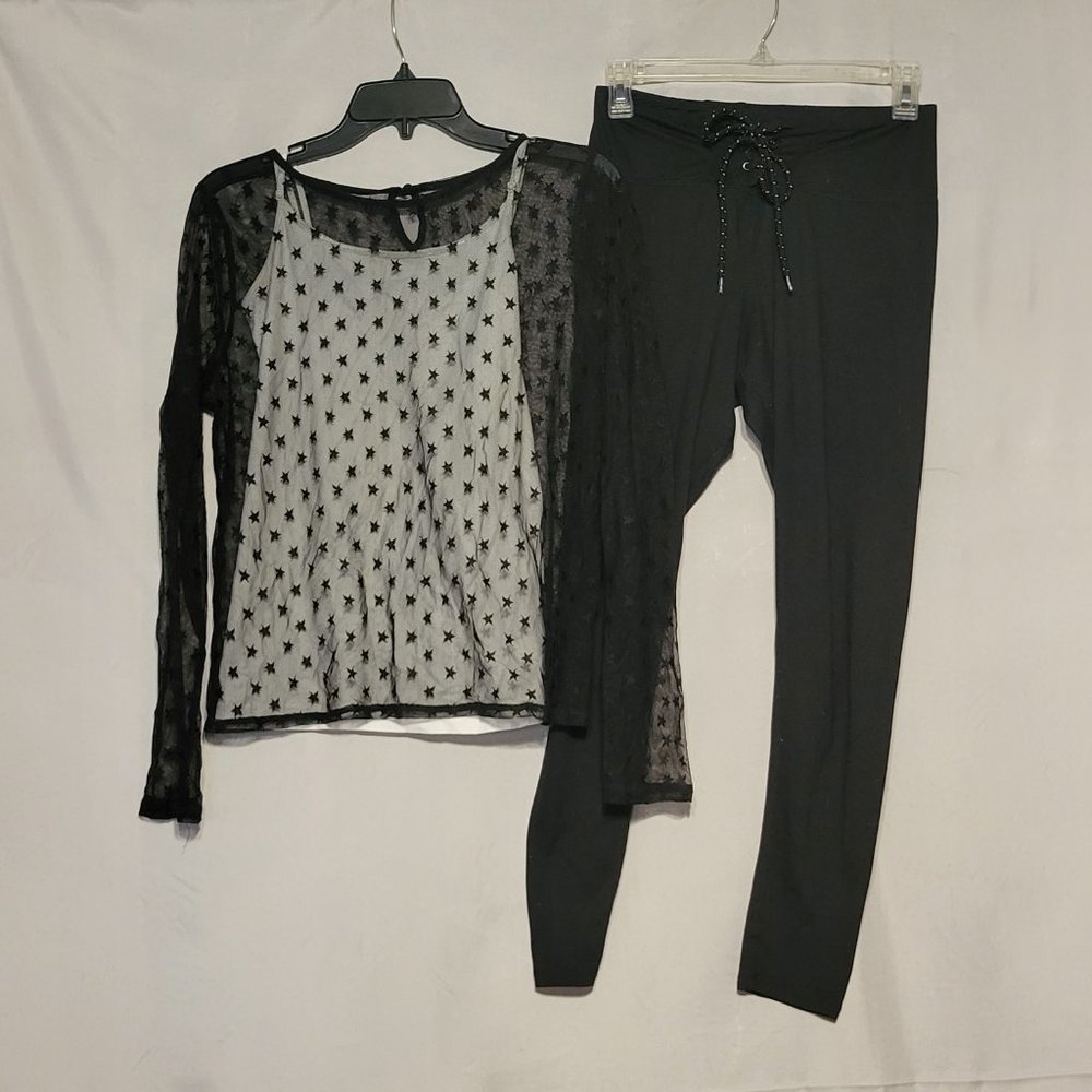 Rue 21 Size Med Black Star Sheer net blouse & Lace Front leggings